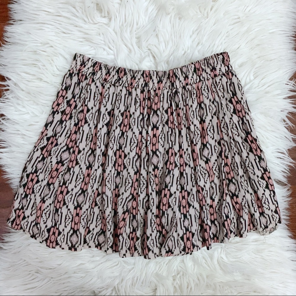 💄 2/$25 Brandy Melville Skirt NWOT